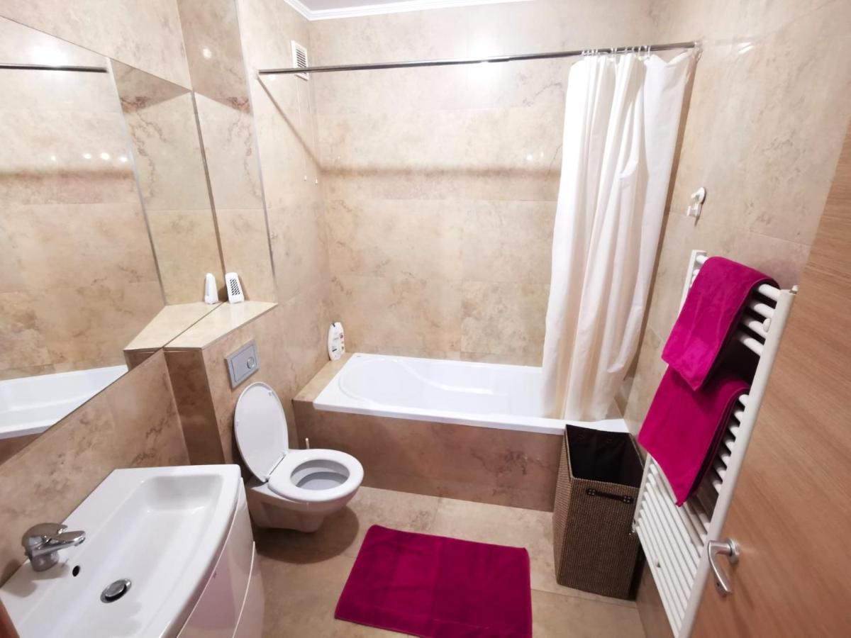Contemporary Central Apartment In Cluj Napoca Dış mekan fotoğraf