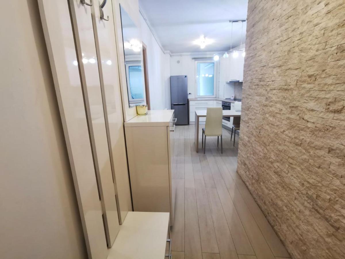 Contemporary Central Apartment In Cluj Napoca Dış mekan fotoğraf